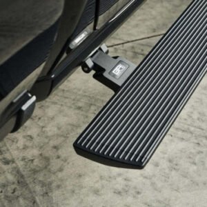 Body Armor 4x4 19-24 GM 1500/2500/3500 Crew Cab (Excl. Classic) E-Power Board Steps - Black