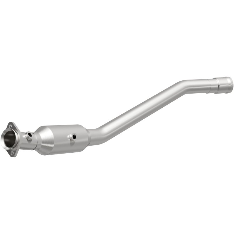 Magnaflow Conv DF 13-14 Mercedes-Benz GL450 V8 4.6 OEM Underbody