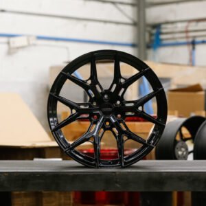 Vossen HF6-4 - 20X9.5 / 6X135 / 87.1 / ET30 / Deep  - Gloss Black
