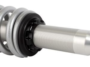 Fox 05+ Toyota Hilux 4WD 2.0 Performance Series 4.63in. IFP Coilover Shock / 0-1.5in. Lift